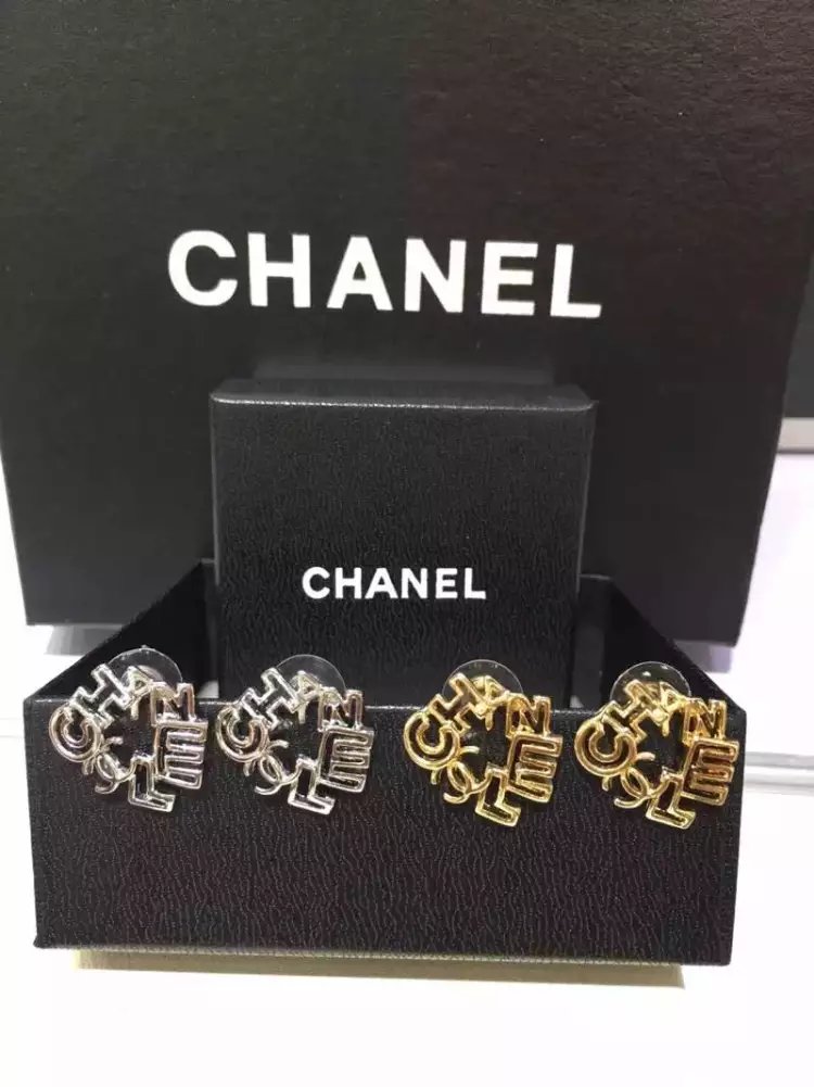 Orecchini Chanel Modello 1064